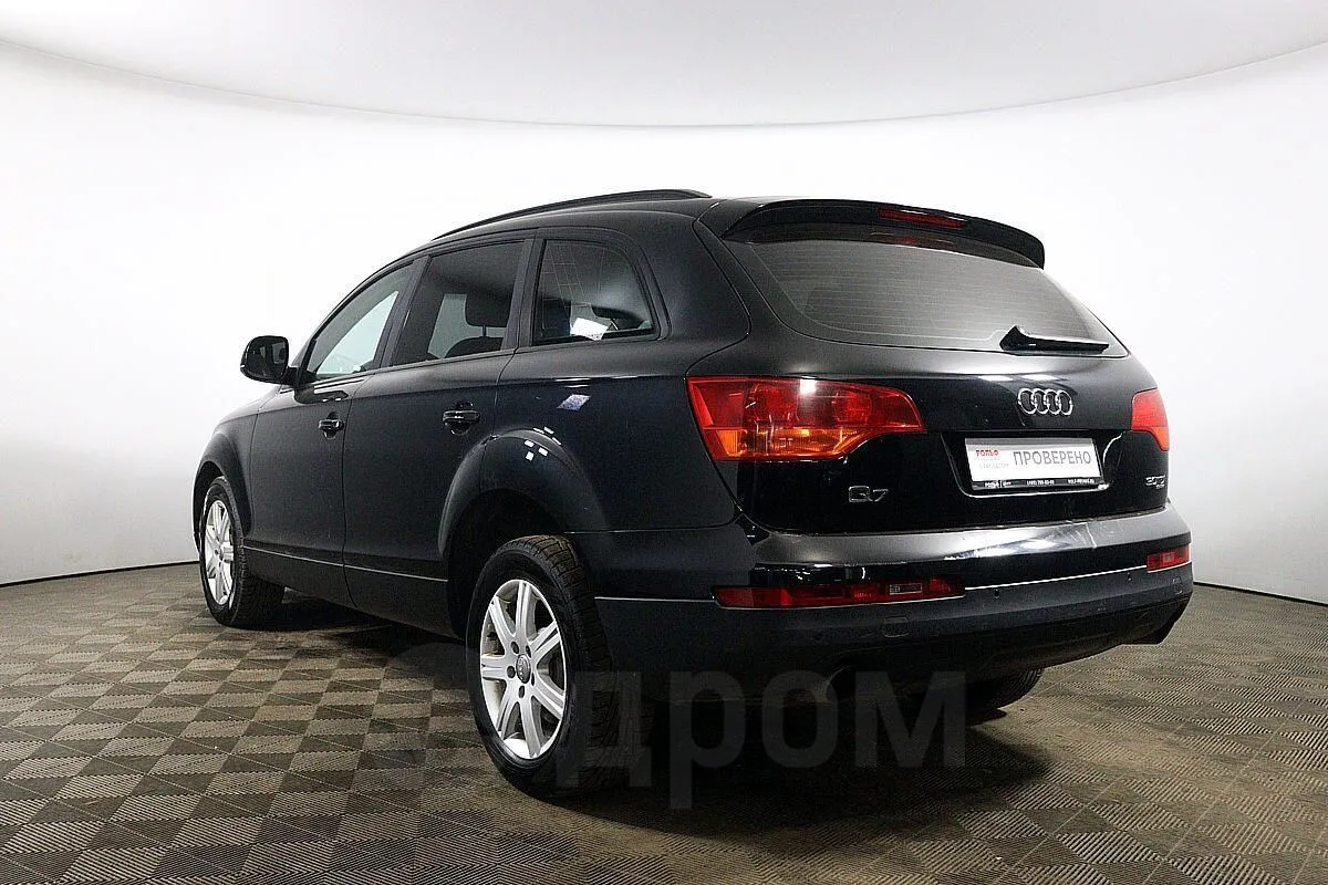 Audi Q7 Image 7