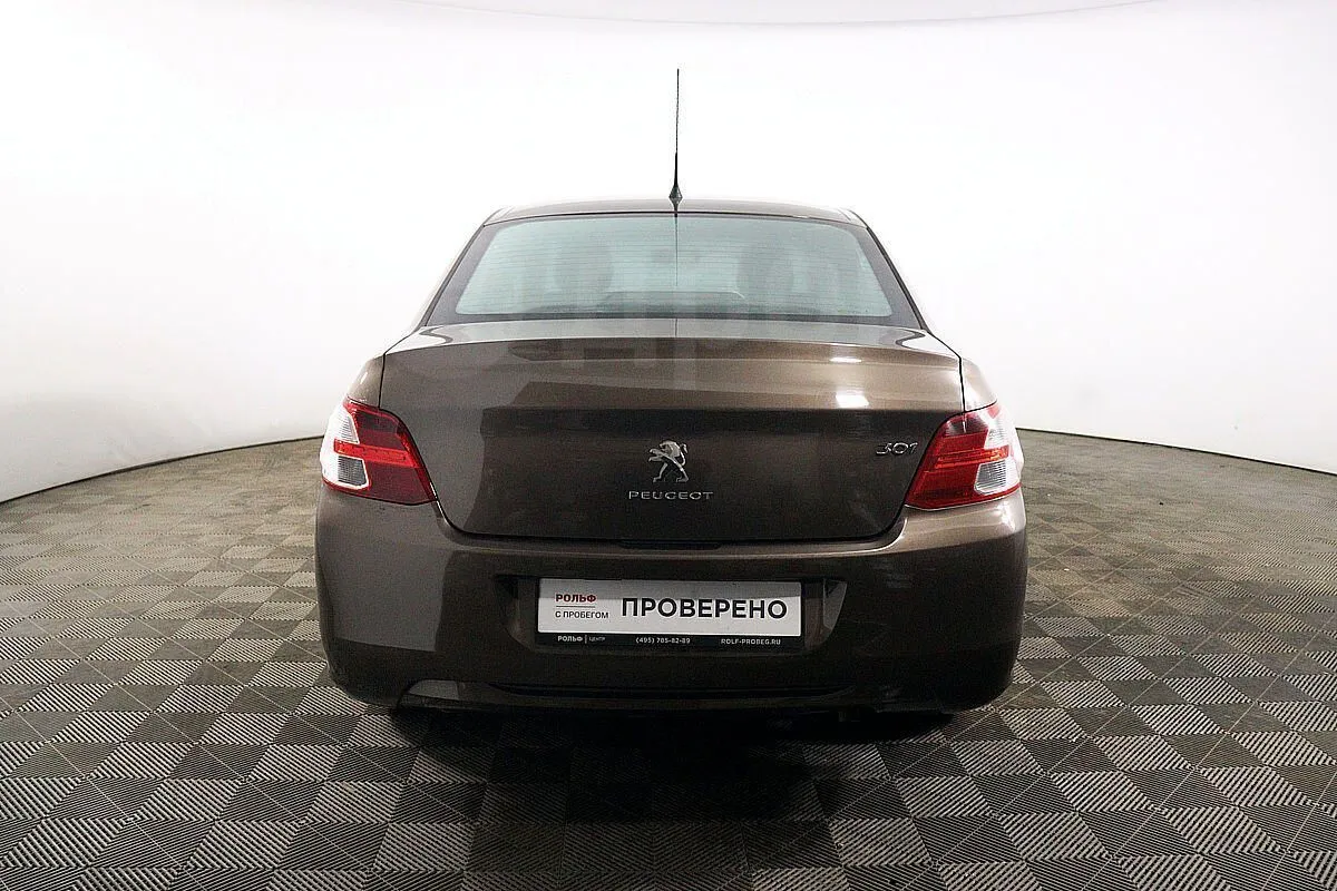 Peugeot 301 Image 6